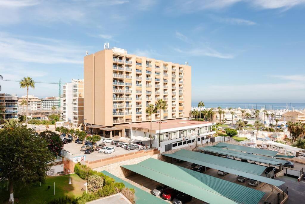 Amplio Con Vistas Al Mar Y Piscina En Benalmadena 아파트 외부 사진